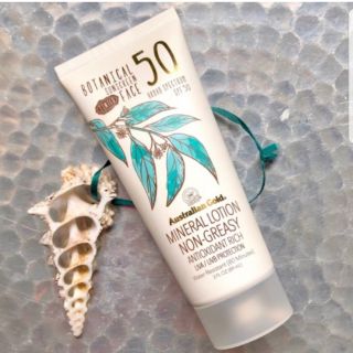 Kem chống nắng Australian Gold Botanical Sunscreen Tinted Face Mineral Lotion SPF 50 89ml