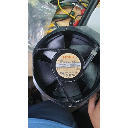 Quạt 200 ~ 220v 15cm Made in Japan