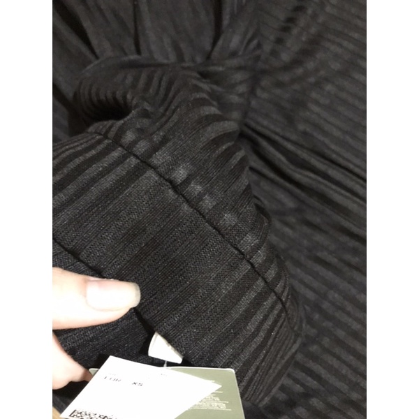 Quần H&M size XS from chuẩn