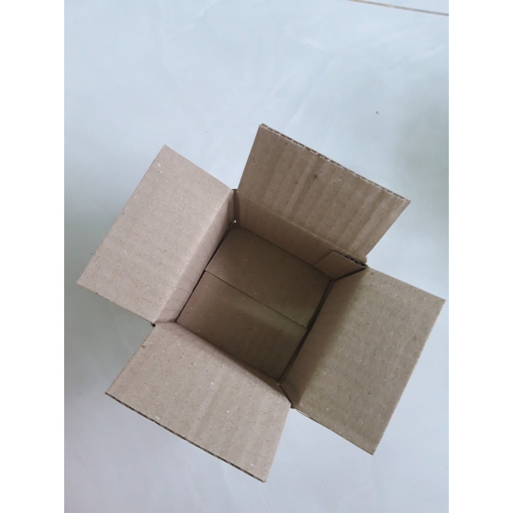 200 hộp 10x6x6 cm ( dài x rộng x cao )