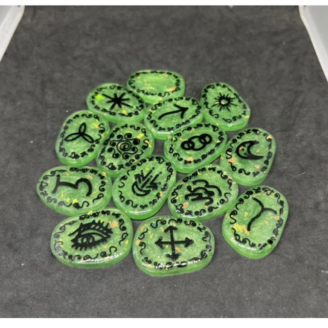 Bộ kí tự Witches Rune handmade resin