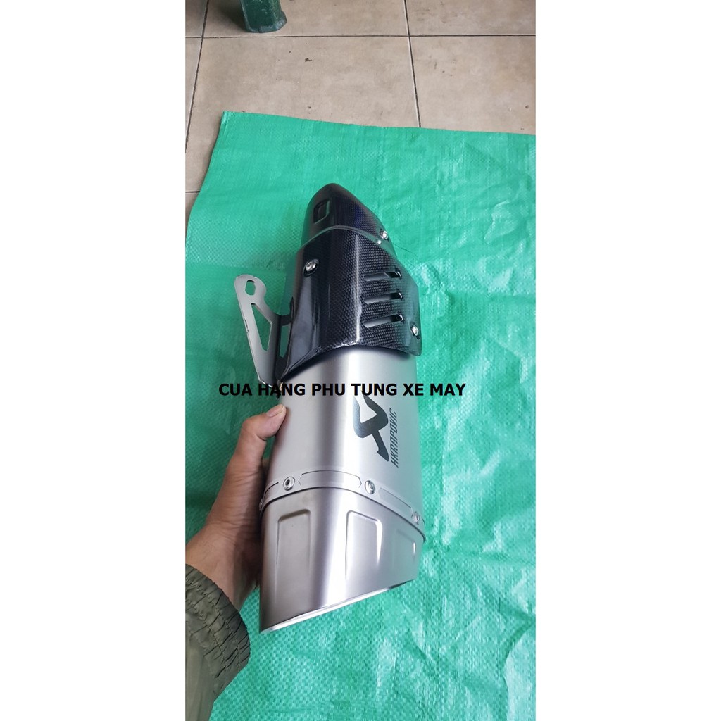 Pô AKRAPOVIC R1 NHẬP - chưa kèm cổ