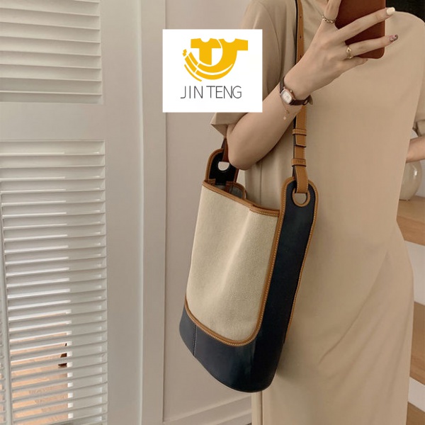 Túi Đeo Vai Vải Canvas Màu Sắc Tương Phản Sức Chứa Lớn Cho Nữ 2021