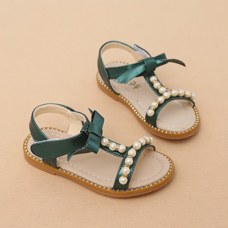 Giày sandals đính ngọc trai xinh xắn cho bé