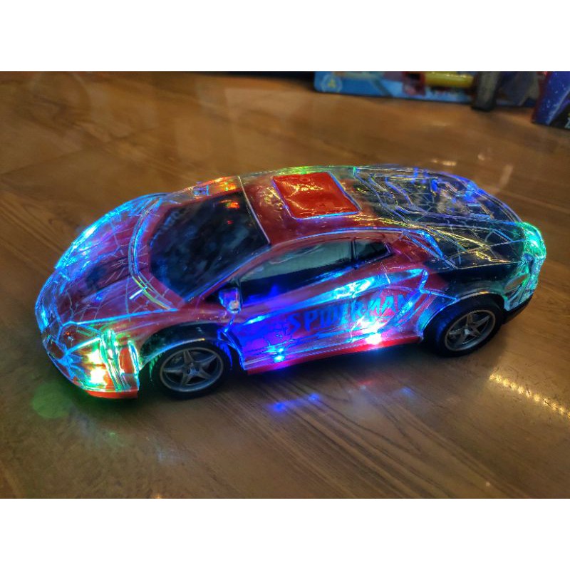 Xe điều khiển phong cách Spider Man; đồ chơi điều khiển từ xa,xe người nhện,lấp lánh ánh đèn.
