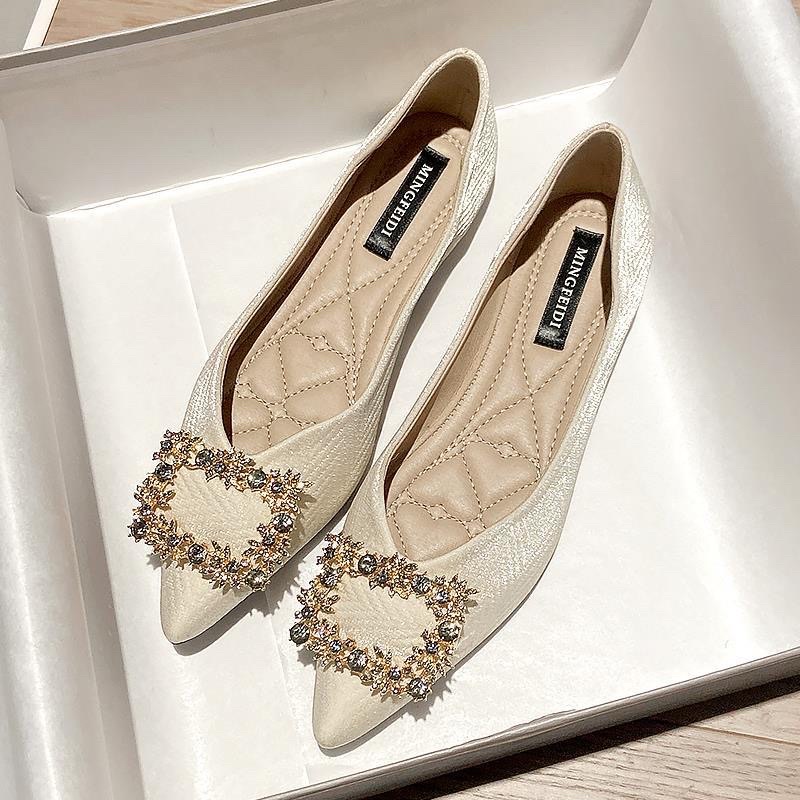 Giày bệt đính đá quảng châu