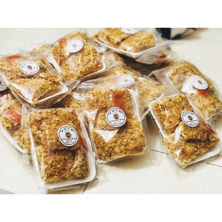 Cơm cháy chà bông trứng muối