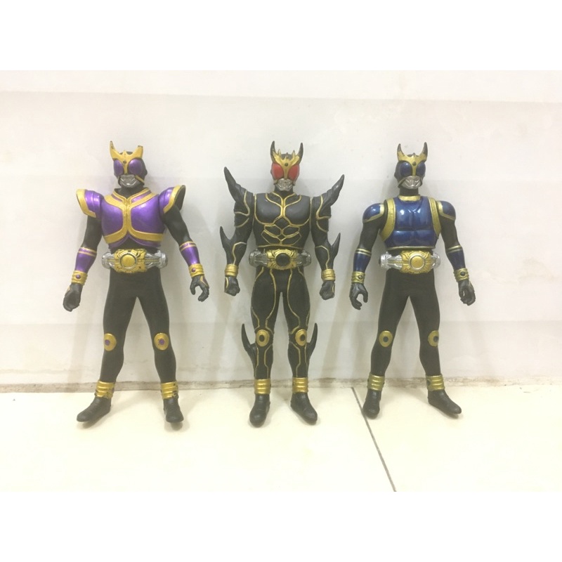 Đồ chơi Mô hình nhựa dẻo siêu nhân kiến Kamen Rider Kuuga