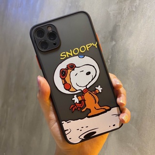 Ốp lưng nhám TPU bảo vệ camera hình Snoopy cho iPhone 11 11 Pro 11 Pro max XS max XS X 7 Plus 8 Plus 6plus viền đen