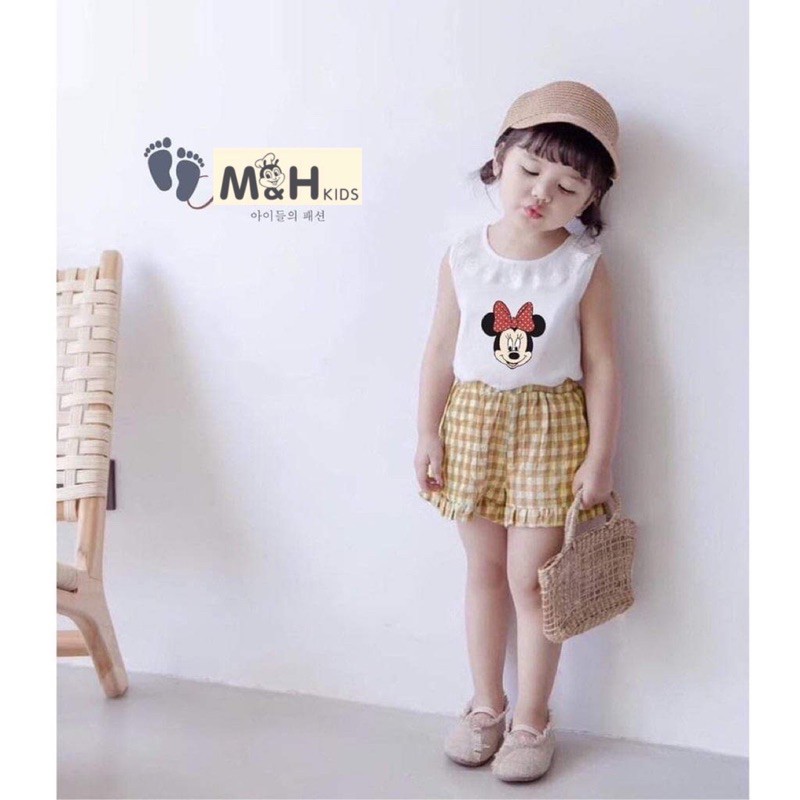 Bộ mickey cổ ren quần sọc bé gái