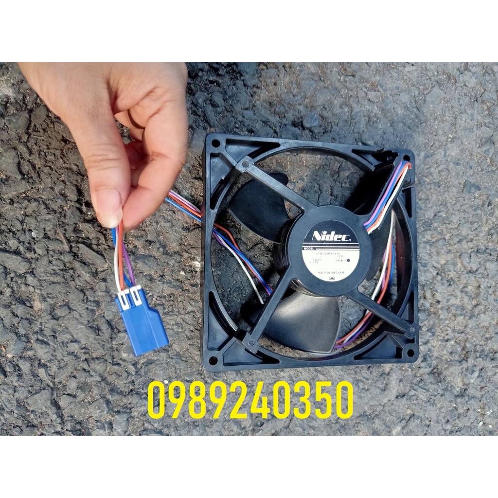 Quạt tủ lạnh Hitachi 12V 4 dây (vuông 12,5 x 12,5cm)