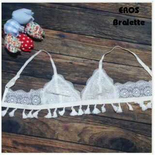 Áo lót bralette tua rua