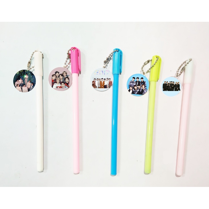 Bút GOT7 MAMAMOO ITZY RED VELVET kèm dây móc mica BMCI42 bút cute dễ thương thần tượng idol kpop