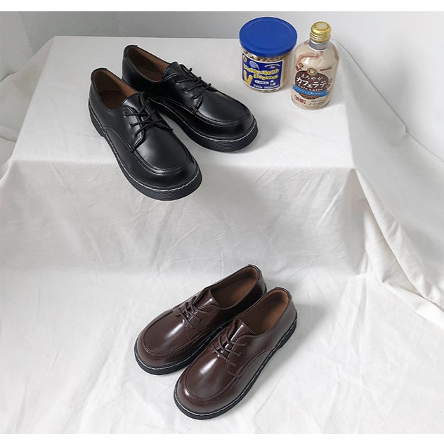 Giày vintage phong cách Anh | BigBuy360 - bigbuy360.vn