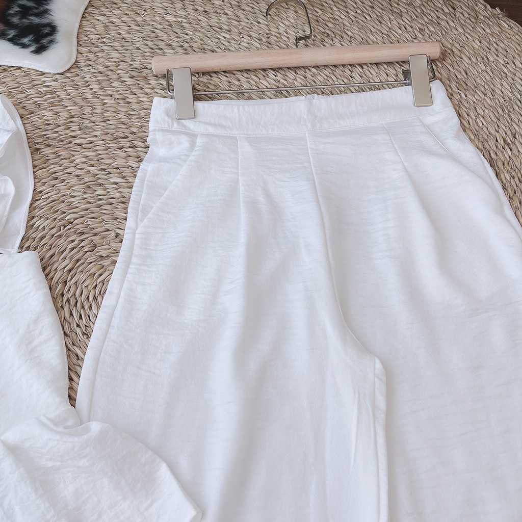 SET LỤA TẰM ÁO LỆCH VAI QUẦN ỐNG RỘNG ĐẸP LONG LANH CAO CẤP NỮ BN111 | BigBuy360 - bigbuy360.vn