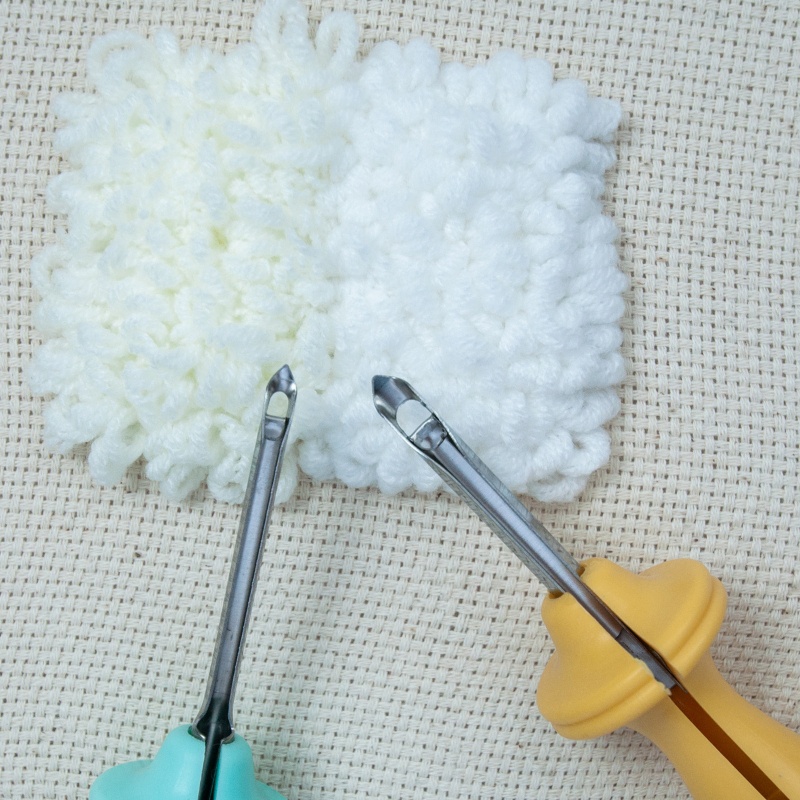 Bút Thêu Tay Cầm Bằng Kim Loại Tiện Dụng Và Bền