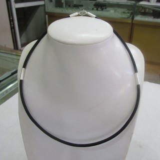 Dây chuyền nam bằng da bọc bạc DNDB010