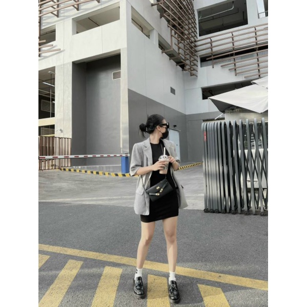 Set đầm body Aziy cổ tròn tay ngắn kèm áo vest tay lỡ dáng dài SD072251