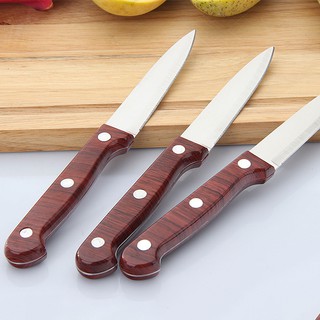 Một dao gọt hoa quả cán gỗ, chất liệu thép không gỉ đảm bảo vệ sinh, cán gỗ rất sang trọng