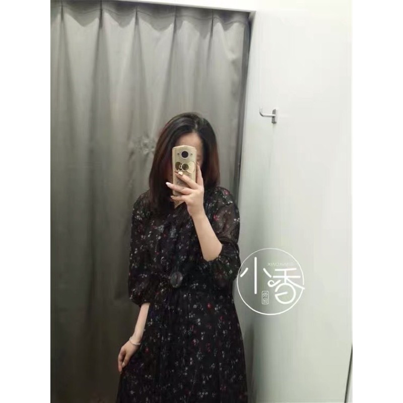 Váy Uni tuồn