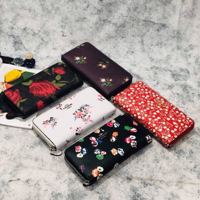 Ví cầm tay xuất xịn