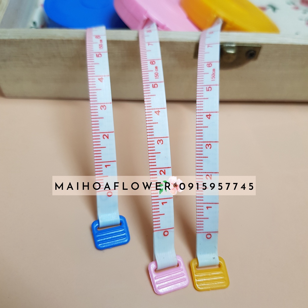 Thước dây may đo quần áo loại co rút tự động Maihoaflower
