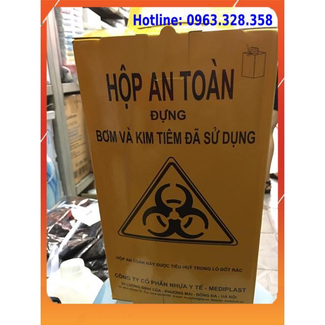 Hộp an toàn đựng bơm và kim tiêm đã sử dụng