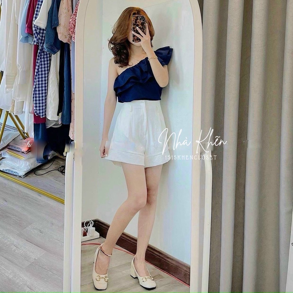 Set áo xanh lệch vai bèo quần short trắng