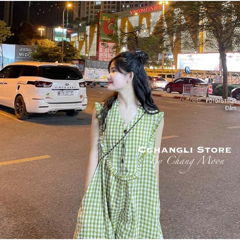 Đầm xòe mini tay dài loe hở lưng hiện đại 1809