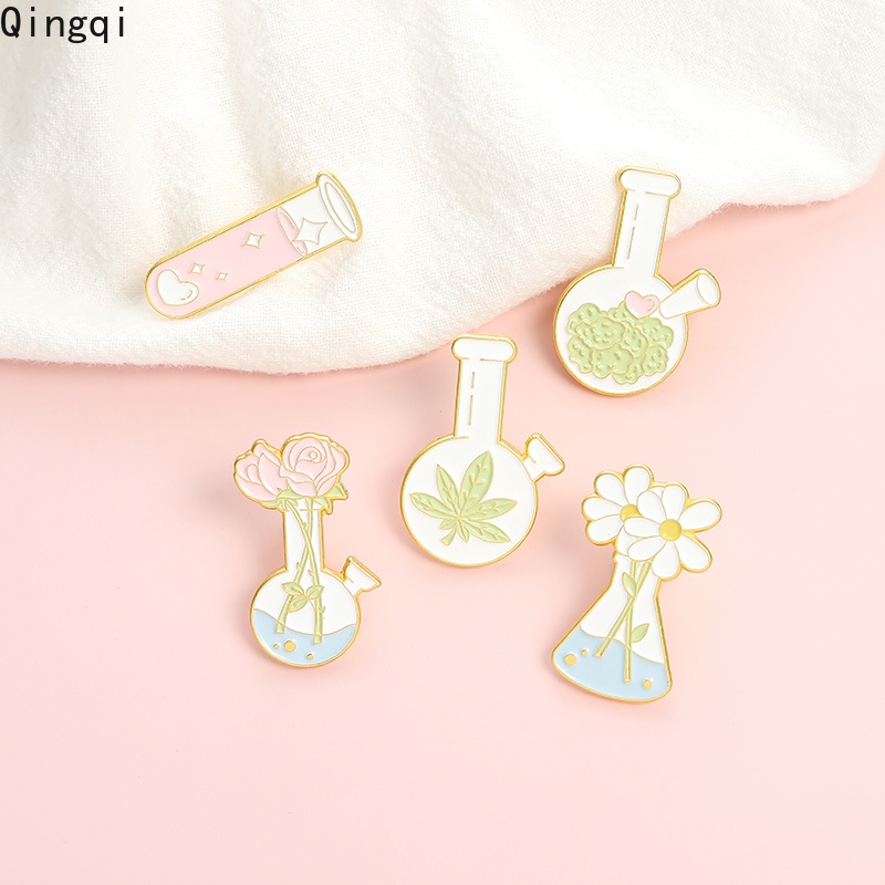 Miss Zoe Huy hiệu cài tóc thiết kế hình dạng ống nghiệm họa tiết hoa hoạt hình đáng yêu