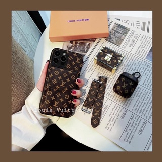 (ĐÃ CÓ IPHONE 13) Ốp điện thoại Iphone L.V Ví to đựng thẻ dây đeo