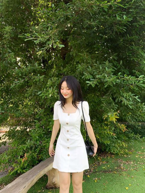 Đầm công sở cổ vuông nút gỗ xinh xắn | BigBuy360 - bigbuy360.vn