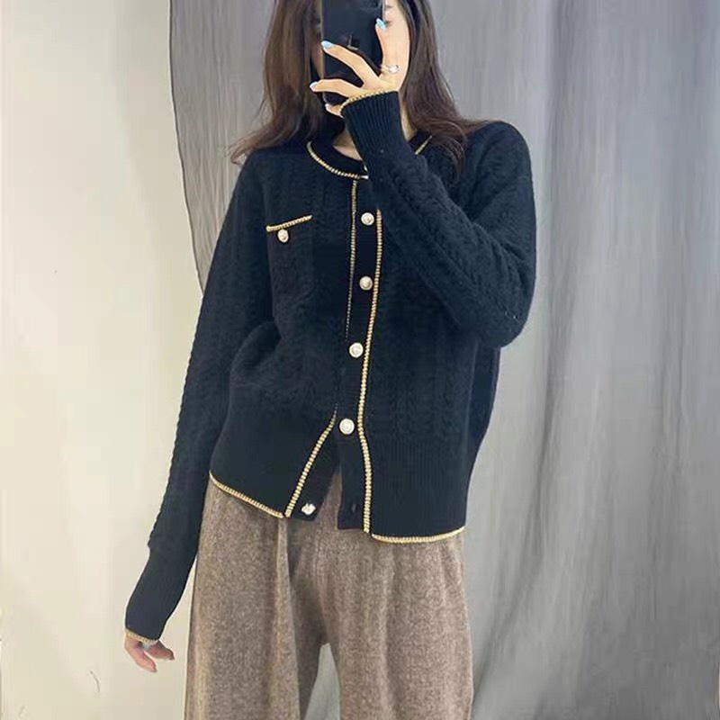 Áo Cardigan dệt kim Forgirl phối cúc sang chảnh