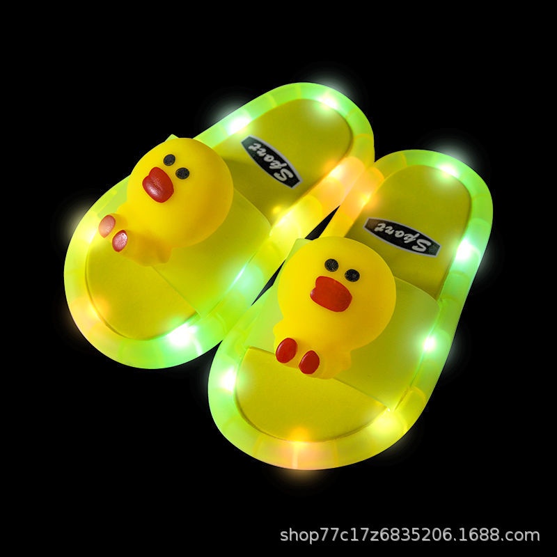 Dép đèn led phát sáng cho bé trai bé gái, dép nhựa cao cấp không mùi chống trơn trượt Tulastore