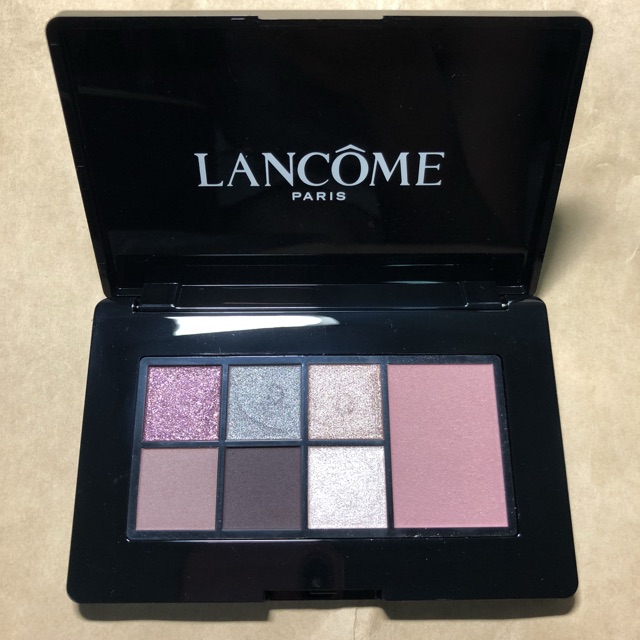 Tách set trang điểm Holiday gift Glam look của Lancome | BigBuy360 - bigbuy360.vn