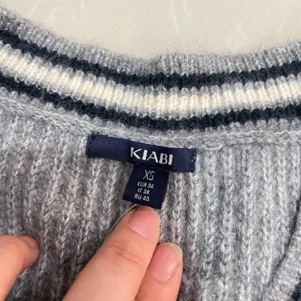 Áo gile len Kiabi dư xịn cho bé trai - hàng dư xịn đét - chất mềm dày dặn -- hàng có sẵn - giá tốt