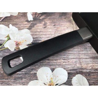 CHẢO VUÔNG LOCK&LOCK HARD&LIGHT 18CM