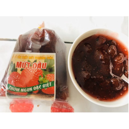 1KG MỨT DÂU đÀ lẠT NGUYÊN TRÁI LOẠI 1