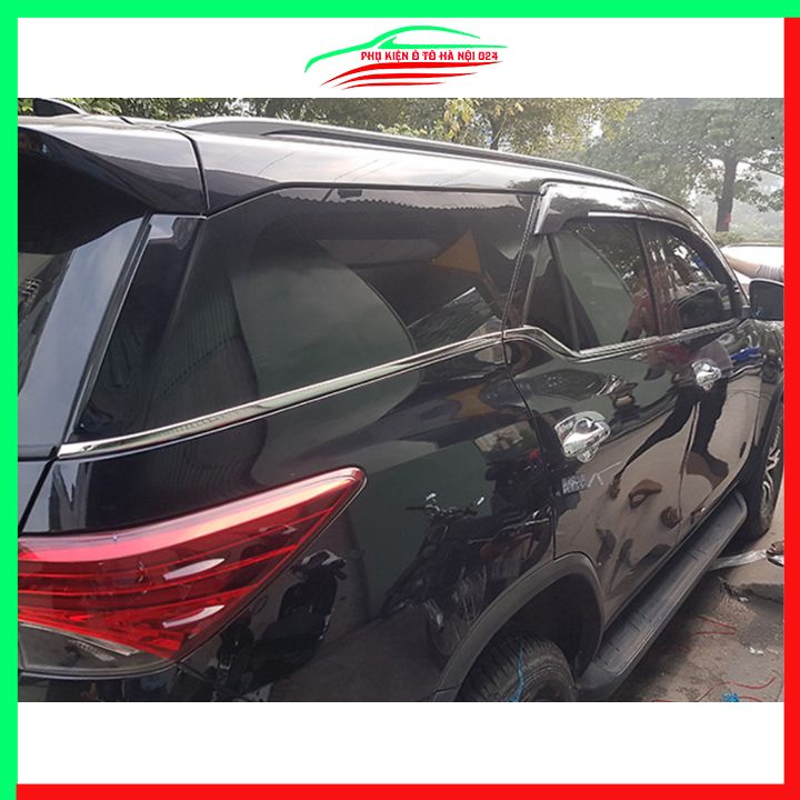 Bộ nẹp viền chân kính cong kính Toyota Fortuner 2017-2023 Inox sáng bóng chuẩn form xe