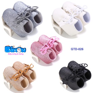 Giày tập đi kim tuyến cột nơ ngôi sao
