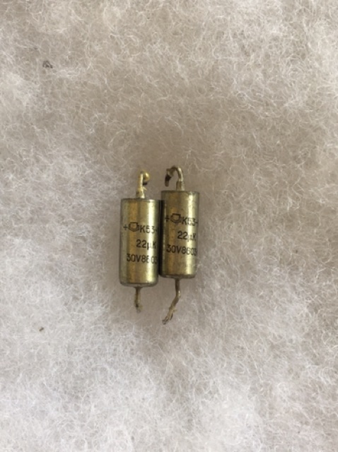 Tụ điện  dầu 30v 22uF