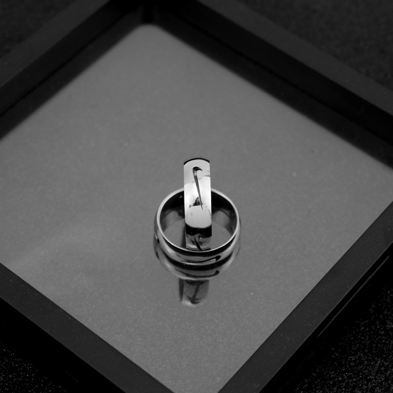 Nhẫn đeo tay kim loại phong cách hip hop cho cặp đôi