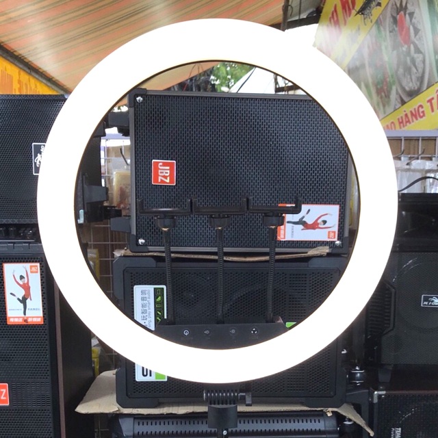 ĐÈN LED makeup livestream hỗ trợ chụp ảnh size Lớn nhất 45cm giá tốt nhất