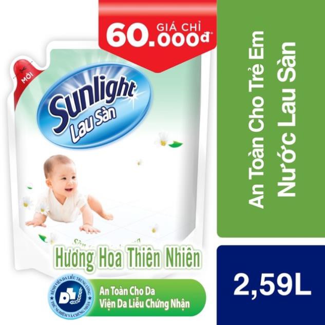 Nước lau sàn Sunlight Hương Hoa Thiên Nhiên, Sạch Dịu nhẹ - An toàn cho Da, túi 2.6kg màu trắng