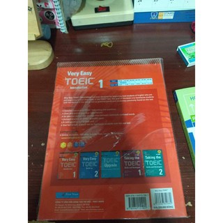 Sách Very Easy Toeic 1 Introduction Tặng kèm Bookmark