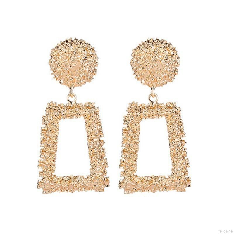 Bông tai hình thang kiểu đinh tán cho nữ