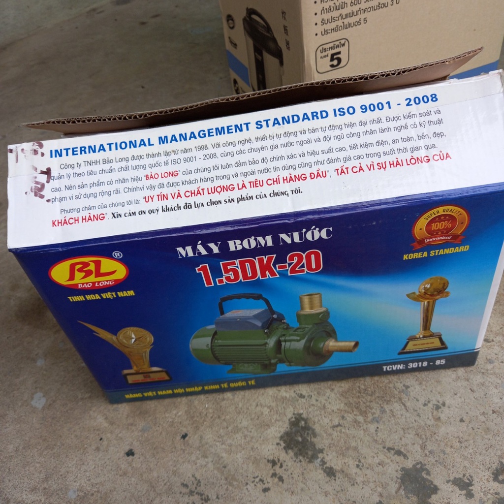 MÁY BƠM NƯỚC BẢO LONG 370W và 750w  đầu tròn đẩy xa 100% dây đồng,cảm biến dòng chảy bảo hành 6 tháng tặng kèm phụ kiện