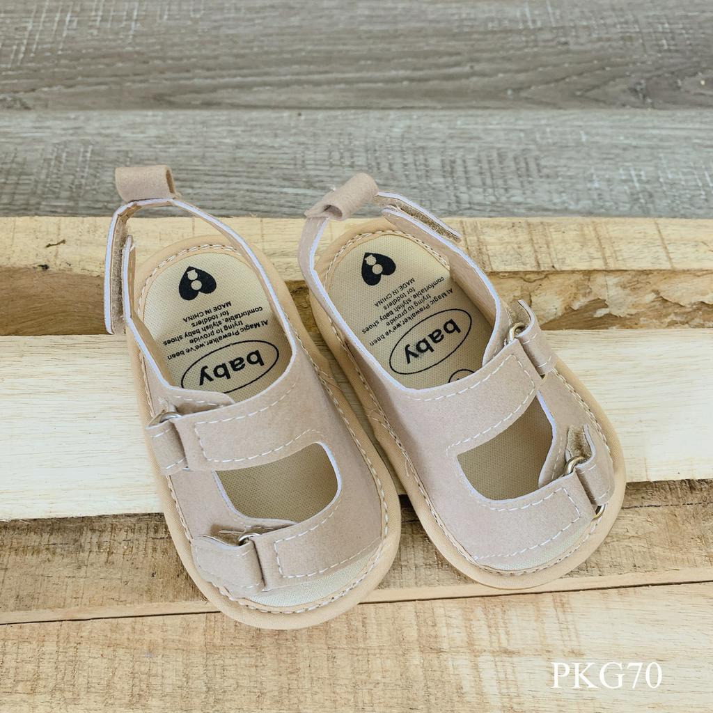 PHỤ KIỆN TRẺ EM QUỲNH BOUTIQUE Sandal quai dán