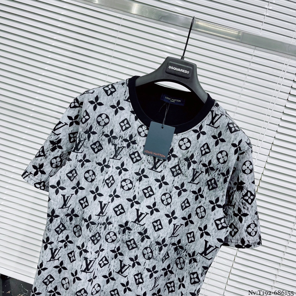 Áo Phông Nam Lv Họa Tiết Dập Vân Trẻ Trung Cao Cấp - Áo Thun Nam Nữ Lv Chất Cotton Thoáng Mát Mềm Mịn DT STORE MENWEAR