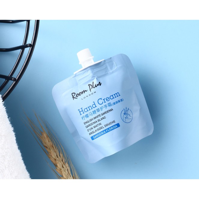 Kem dưỡng ẩm cho da tay Room plus lưu hương lâu dài